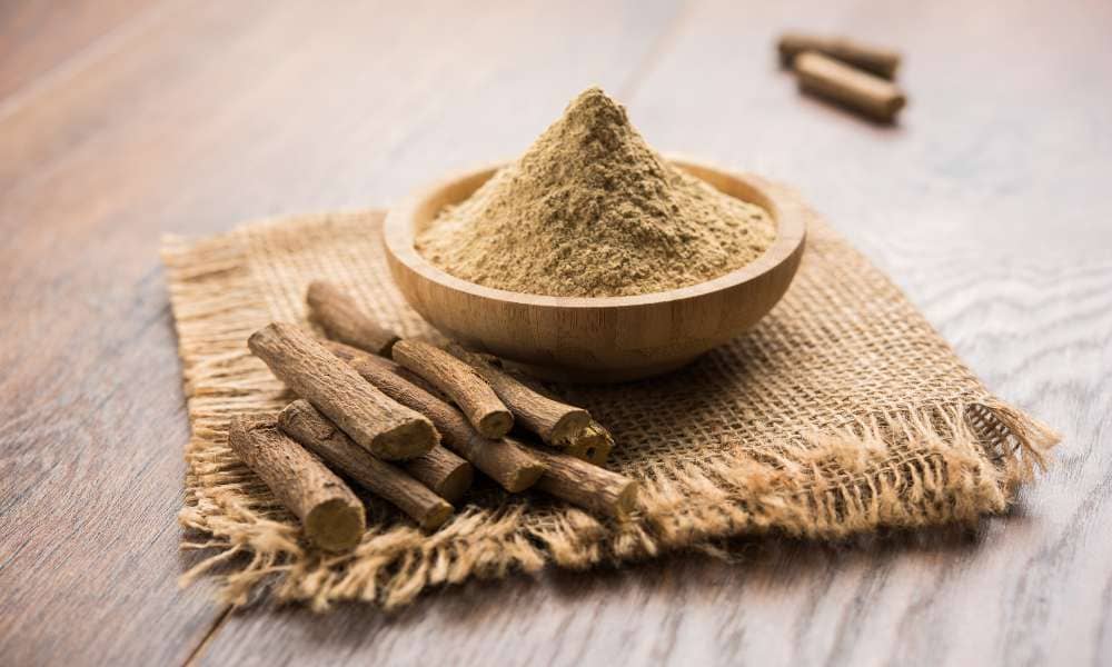 reasons-why-mulethi-powder-is-best-for-skin-and-general-health-elecious